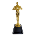 Estatuilla Oscar mediano